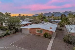 5819 E Rosewood St, Tucson, AZ 85711 - Photo 4