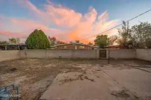 5819 E Rosewood St, Tucson, AZ 85711 - Photo 30