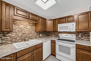 5819 E Rosewood St, Tucson, AZ 85711 - Photo 10