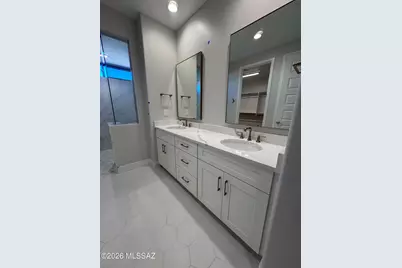 61987 E Skyview Way, Oracle, AZ 85623 - Photo 8