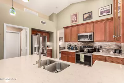 10002 E Paseo San Bernardo, Tucson, AZ 85747 - Photo 14