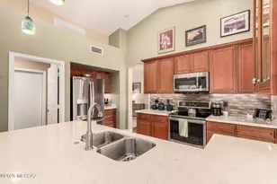 10002 E Paseo San Bernardo, Tucson, AZ 85747 - Photo 14