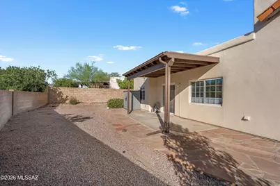 10621 E Northern Crest Drive, Tucson, AZ 85748 - Photo 32