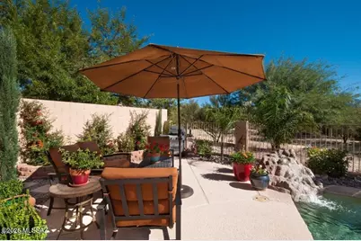 11122 N Desert Flower Drive, Tucson, AZ 85737 - Photo 4