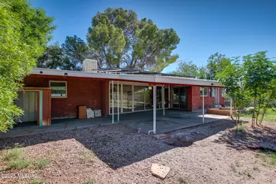 2753 N Tyndall Avenue, Tucson, AZ 85719 - Photo 2