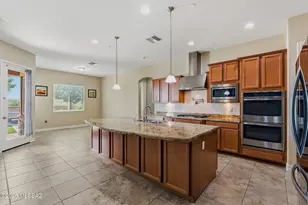11681 N Palawan Pl, Oro Valley, AZ 85737 - Photo 12