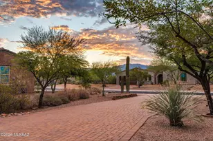 11681 N Palawan Pl, Oro Valley, AZ 85737 - Photo 2