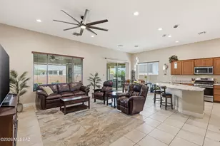 2355 E Thunder Blf Dr, Green Valley, AZ 85614 - Photo 6