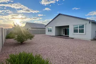 1033 W Beacon Dr, Casa Grande, AZ 85122 - Photo 16