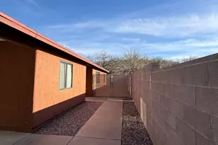 118 E Santa Cruz St, Huachuca City, AZ 85616 - Photo 4