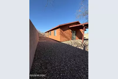 118 E Santa Cruz Street, Huachuca City, AZ 85616 - Photo 2