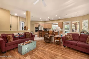 1041 W Saddlehorn Pl, Oro Valley, AZ 85704 - Photo 18