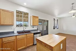 10208 E Prospect Vista Way, Tucson, AZ 85747 - Photo 10