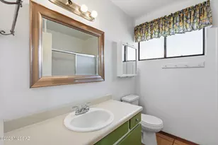 927 E Mesquite Dr, Tucson, AZ 85719 - Photo 22