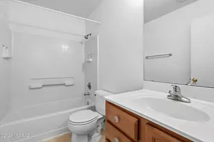 3334 N Sierra Springs Dr, Tucson, AZ 85712 - Photo 26