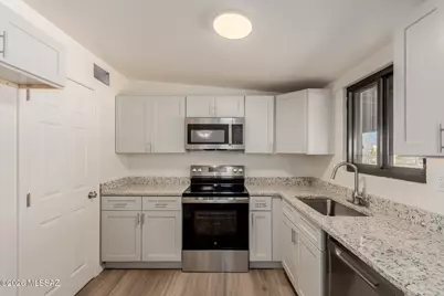 938 W Connecticut Drive, Tucson, AZ 85706 - Photo 14