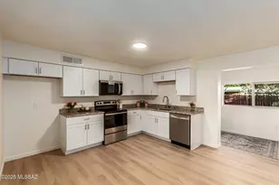 45 S Azurite Dr, Tucson, AZ 85745 - Photo 10