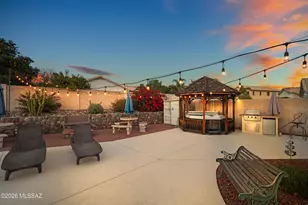 11032 N Divot Dr, Oro Valley, AZ 85737 - Photo 4