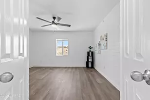 536 E Seneca St, Tucson, AZ 85705 - Photo 6