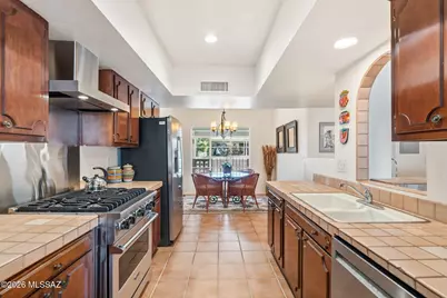 5001 N Crestridge Drive, Tucson, AZ 85718 - Photo 8