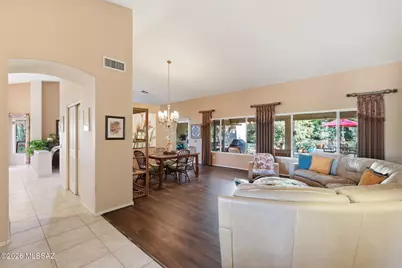 1018 N Cowboy Canyon Drive, Green Valley, AZ 85614 - Photo 12