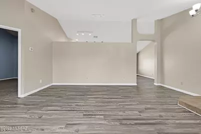 1617 W Canyon Shadows Lane, Tucson, AZ 85737 - Photo 4