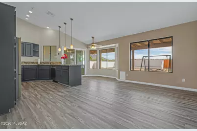 1617 W Canyon Shadows Lane, Tucson, AZ 85737 - Photo 12