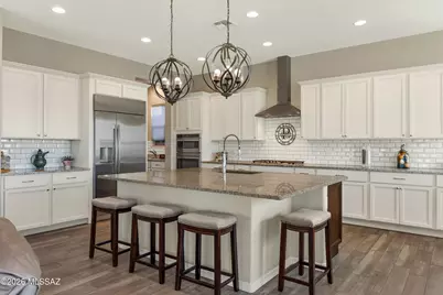 13683 N Hidden Springs Drive, Oro Valley, AZ 85755 - Photo 14