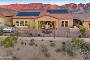 13683 N Hidden Springs Dr, Oro Valley, AZ 85755 - Photo 2