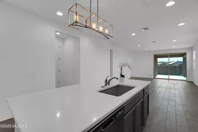 10100 S Rolling Water Drive, Vail, AZ 85641 - Photo 4