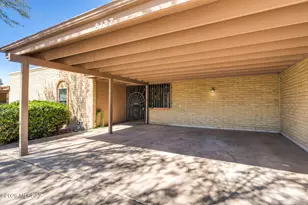 8137 E Renaud Ln, Tucson, AZ 85710 - Photo 2