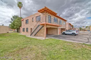 6717 E Calle La Paz, Tucson, AZ 85715 - Photo 1