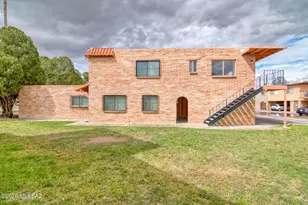 6717 E Calle La Paz, Tucson, AZ 85715 - Photo 2