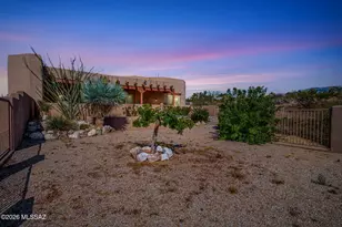 11651 N Copper Mountain Dr, Tucson, AZ 85737 - Photo 4