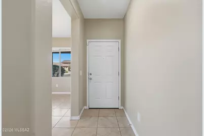 11293 W Folsom Point Drive, Marana, AZ 85658 - Photo 2