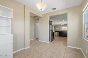 11293 W Folsom Point Dr, Marana, AZ 85658 - Photo 8