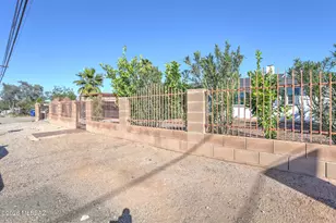 361 E Alturas St, Tucson, AZ 85705 - Photo 4