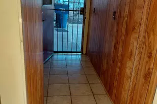 430 N Gollob Rd, Tucson, AZ 85710 - Photo 10