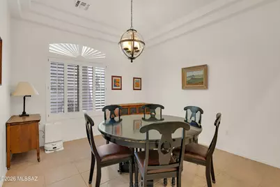 13892 N Embassy Drive, Oro Valley, AZ 85755 - Photo 8