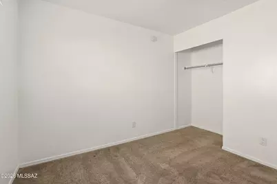 2521 E Knightsbridge Drive, Tucson, AZ 85706 - Photo 24