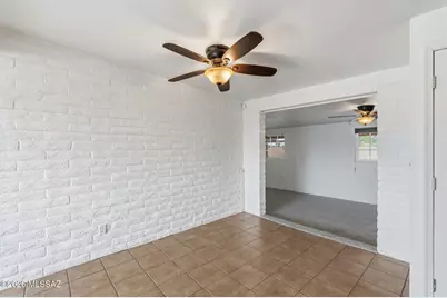 4749 S Goldenrod Place, Tucson, AZ 85730 - Photo 10