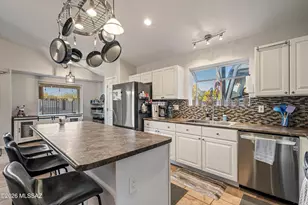 3686 W Flying Diamond Dr, Tucson, AZ 85742 - Photo 8