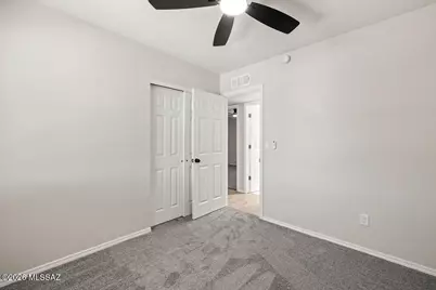 2437 S Saddleback Avenue, Tucson, AZ 85710 - Photo 18