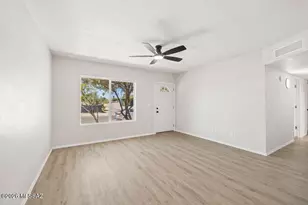 2437 S Saddleback Ave, Tucson, AZ 85710 - Photo 6