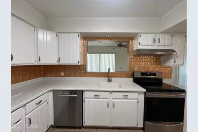266 W Calle Frambuesa, Green Valley, AZ 85614 - Photo 12