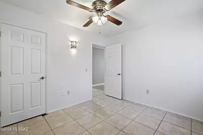 266 W Calle Frambuesa, Green Valley, AZ 85614 - Photo 14