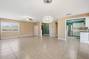 266 W Calle Frambuesa, Green Valley, AZ 85614 - Photo 6