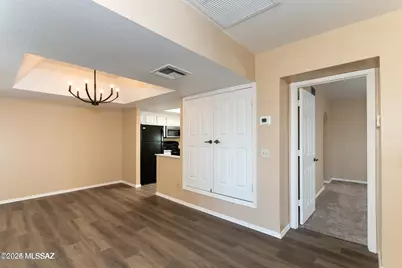 8267 N Oracle Road #240, Tucson, AZ 85704 - Photo 4
