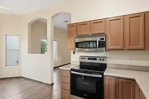 2379 S Orchard View Dr, Green Valley, AZ 85614 - Photo 6