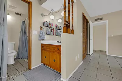 9921 E Bunker Hill Place, Tucson, AZ 85748 - Photo 12